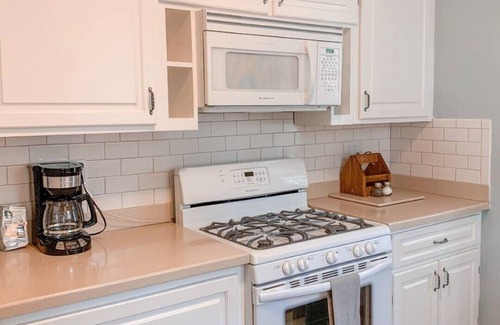 Columbus House | Prime Location Near Ft. Moore and Lakebottom Park!