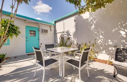 Royal Poinciana House | Charming Hollywood Cottage Steps from Haulover Park