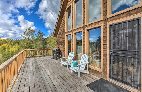 Conifer Mountain and Meadows Cottage | Pet-Friendly Retreat with Scenic Mountain Views