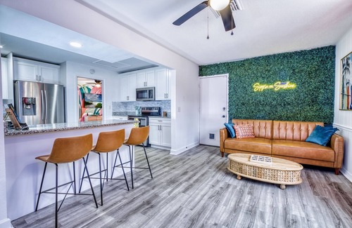 Whitfield House | Relaxing Escape with Heated Pool & Golf Green Near IMG