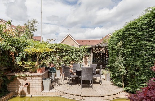 Leeds House | Ideal 3-Bed House Near Leeds City Centre with Free Parking