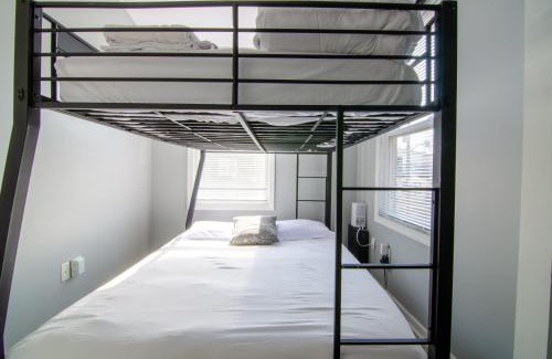 North Bergen Apartment | Near NYC Spacious 4 bedroom 2 and a half bath