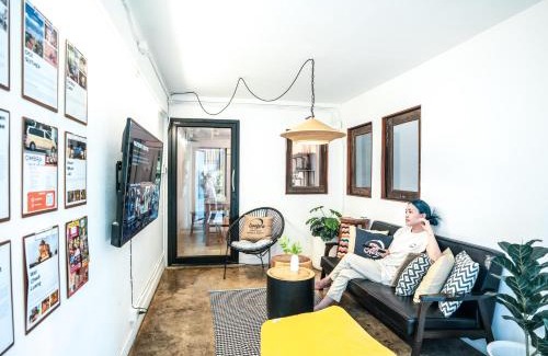 Huay Kaew Apartment | Cozy 1 Bedroom Townhouse Near One Nimman with Dining
