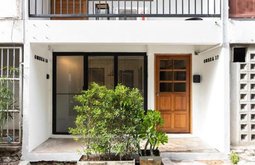 Huay Kaew Apartment | Cozy 1 Bedroom Townhouse Near One Nimman with Dining