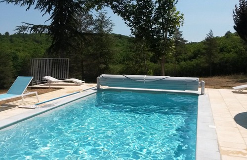 Sarlat-la-Caneda Villa | Discover a 18th Century Getaway with Heated Pool & Garden