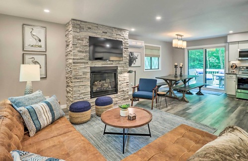 Gouldsboro House | Cozy Gouldsboro Retreat with Fire Pit & Hot Tub Access