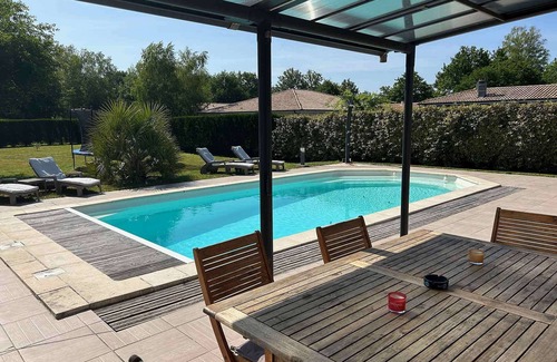 Grayan-Et-L'Hopital House | Top-Rated Home Near Soulac/mer with Pool and Ocean Views