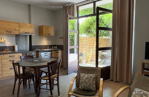 Maillane House | Relaxing Cottage by Alpilles with Pool & Spa Amenities