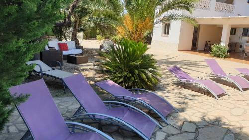 Les Tres Cales Villa | Beachfront Oasis with Pool, Hot Tub & 8 Bedrooms for Groups