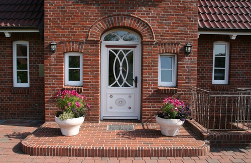 Wrixum Apartment | Beachside Retreat: Wellness Showers and Garden Access