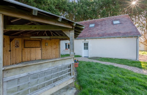 Chemery House | Top-Rated Gîte aux Portes des Châteaux - Family Friendly Stay