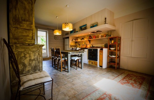 Saint-Pons-la-Calm House | Idyllic Getaway Near UZES: Heated Pool & 9.8/10 Rated Stay