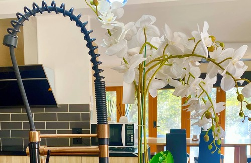 Macgregor House | NEAR WESTFIELD HOLIDAY HOME
