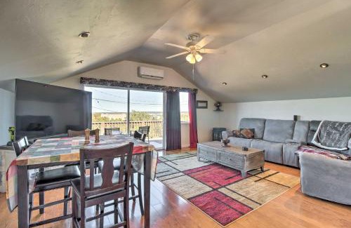 Show Low House | Inviting Show Low Home with Balcony Near White Mountain Lake