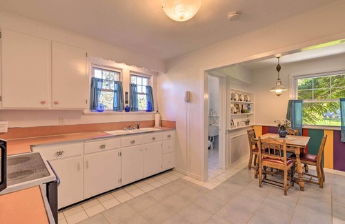 Cutchogue House | Historic North Fork Farmhouse Steps from Wineries & Spa