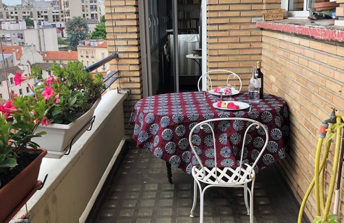 Vanves Apartment | Convenient Stay Near Parc des Expositions with Spa & Breakfast