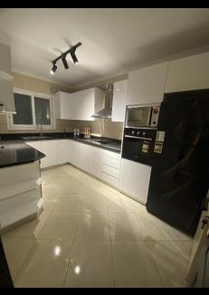 Heliopolis Apartment | Ocean Blue Hotel Apartments with Oceanfront Pool Access