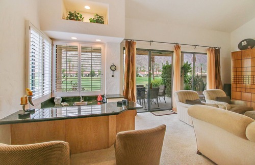 La Quinta Condo | Spacious Retreat with Ocean View & Private Pool