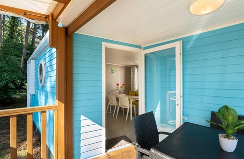 Rijkevorsel Ski Chalet | Cozy Chalet with Pool & Kitchen Near Antwerp's Attractions