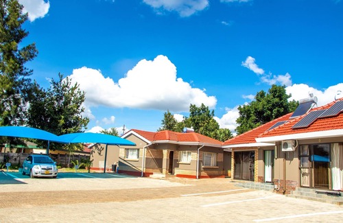 Bulawayo Apartment | Cozy One-Bedroom Retreat in Morningside Guesthouse