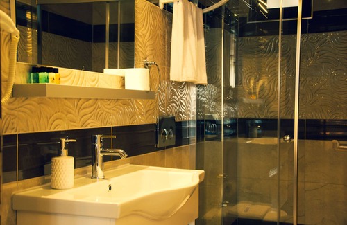 Bozcaada Hotel | Discover Necdet Kaptan Bozcaada: Rated 9.6 with Breakfast