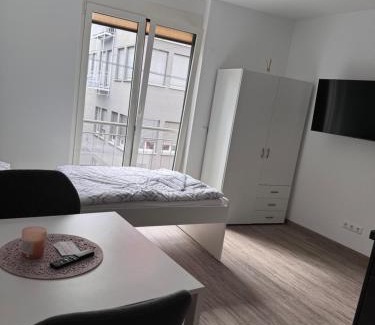 Heilbronn House | Family-Friendly Stay at Neckar-Apart with Great Reviews