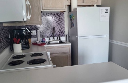 North Topsail Beach Apartment | Escape to Oceanfront Serenity: 1 Bed, 1 Bath Retreat