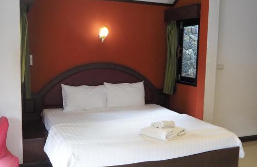 Khanom Cabin | Needa Rock Resort: Enjoy Private Beach & Ocean Views