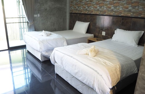 Khanom Resort | Budget-Friendly Needa Rock Resort with Family Amenities