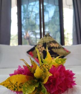 Nadi House | NeemTree Villa: Family-Friendly 5 Bedroom Retreat Awaits