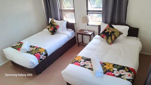 Nadi House | NeemTree Villa: Family-Friendly 5 Bedroom Retreat Awaits