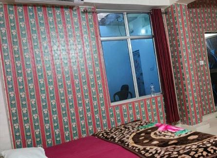 Ayodhya Apartment | Family-Friendly Stays at Neeraj Tiwari Hotel