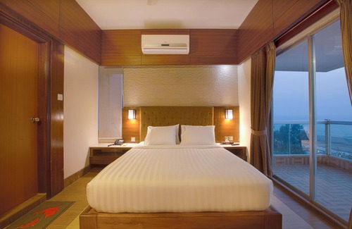 Cox's Bazar Hotel | Relax at Neeshorgo Hotel And Resort Ltd - 4-Star Retreat