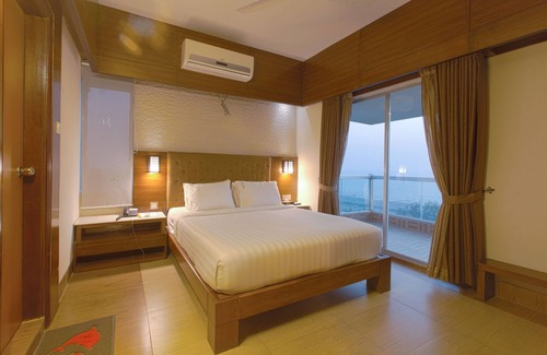 Cox's Bazar Hotel | Relax at Neeshorgo Hotel And Resort Ltd - 4-Star Retreat