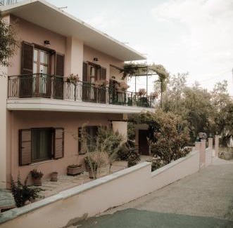 Levidi Apartment | Pet-Friendly Nefeli: 10/10 Guest Rated with Family Amenities