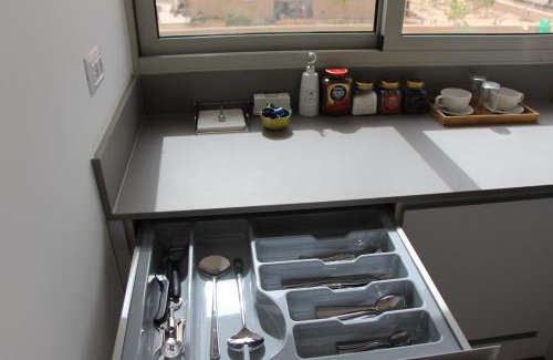 Midreshet Ben-Gurion Apartment | Discover Negevibe: Guest Rated 9.8 for Unforgettable Stays