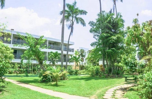 Negril Condo | Experience Negril Beach Club with Spectacular Ocean Views