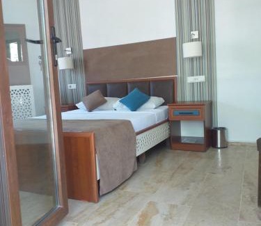 Dalyan City Center Bed & Breakfast | Elegant Nehir Dalyan Boutique Otel with Ocean View & Pool