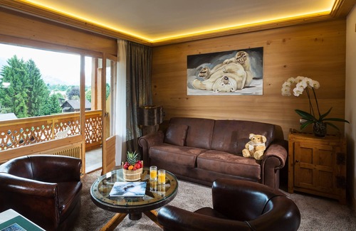 Samoens Hotel | Relax at Neige et Roc: A 4-Star Hotel with Spa & Pool