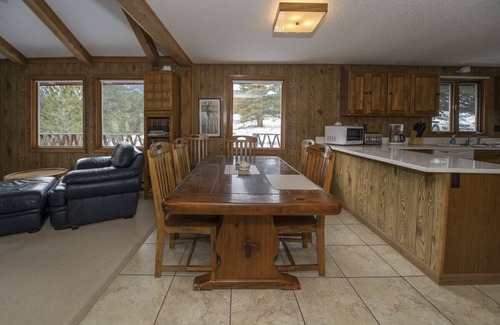 Estes Park House | Explore Rocky Mountain NP with Family-Friendly Amenities