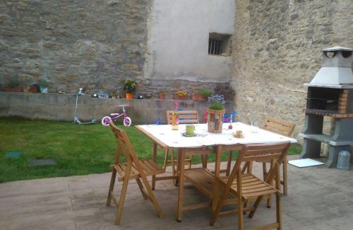 Garisoain House | Discover Nekasenea II: Guest Rated 9.3 & Pet Friendly