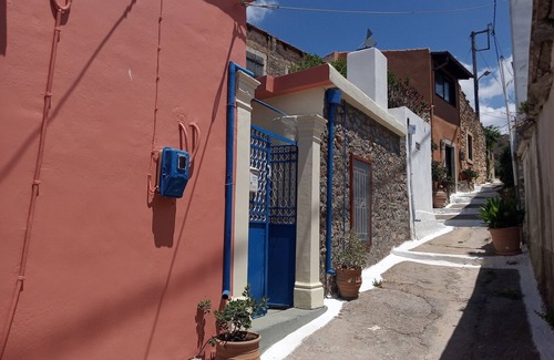 Kounelion House | Inviting Nektarios Village House Near Spinaloga with Kitchen