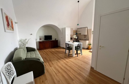 Ginosa House | Nel Centro Storico di Ginosa, Vicino la Bellissima Matera e la Costa Jonica