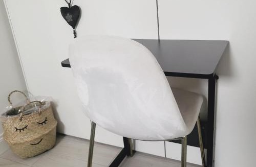 Chiaia House | Experience Elegance at Nel Salotto di Napoli - 4 Stars