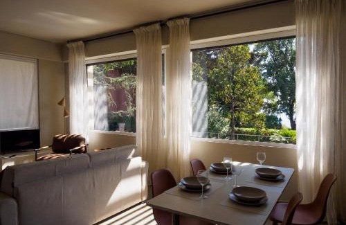 Quarto dei Mille Apartment | Relaxing Retreat Steps from the Sea with Ocean Views