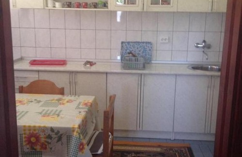 Sarajevo Canton Apartment | Budget-Friendly Nelie Apartmani: Pet & Child Friendly Stay