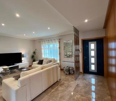 Espinho House | Discover Nell&And&Jess HOME: Pet-Friendly Getaway