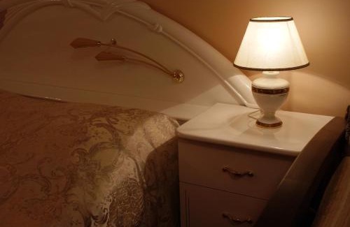 Besarabka Hotel | Family-Friendly Nelly Apart with Kitchen & High Ratings