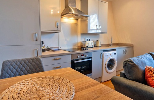 Matlock Apartment | Top-Rated Nelly's Nook Retreat with Family-Friendly Amenities