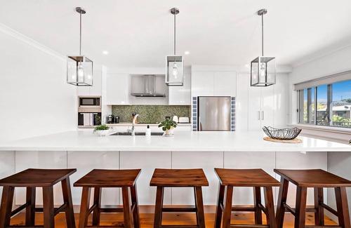 Nelson Bay House | Pet-Friendly Nelson Bay CBD Oasis with Oceanfront Views
